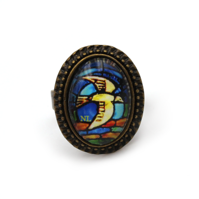 Bague ovale cabochon, Colombe