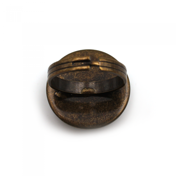 Bague ronde cabochon, Colombe