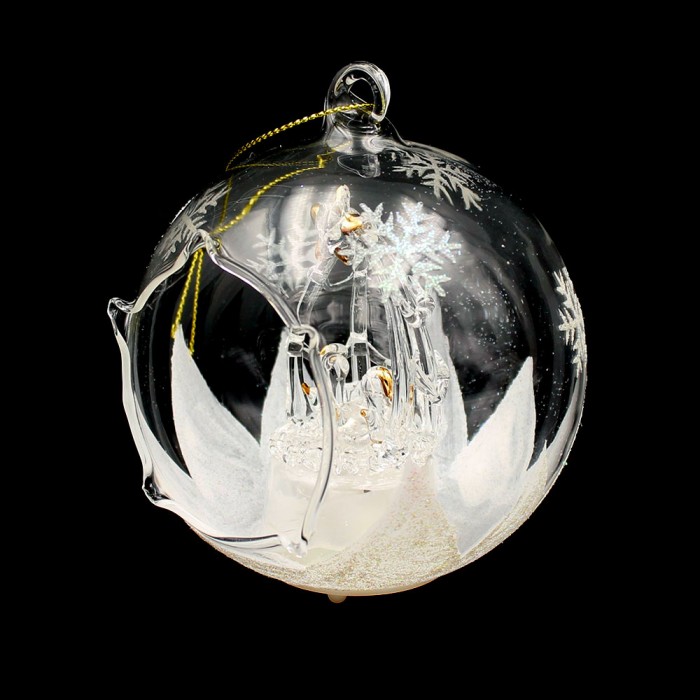 Nativité en verre dans boule verre transparent