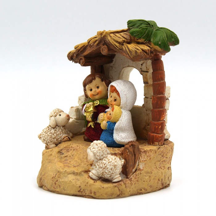 Crèche enfantine avec mouton