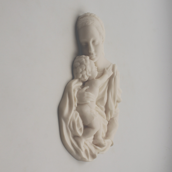 Bas-relief Vierge à l'Enfant