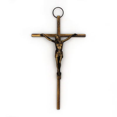 Crucifix en métal façon bronze
