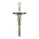 Fine croix en métal argenté