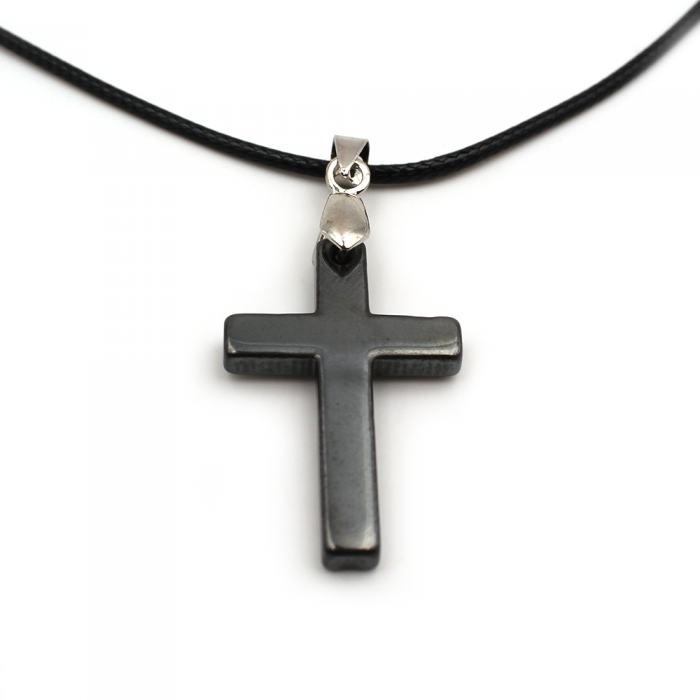 Croix hématite sur cordon
