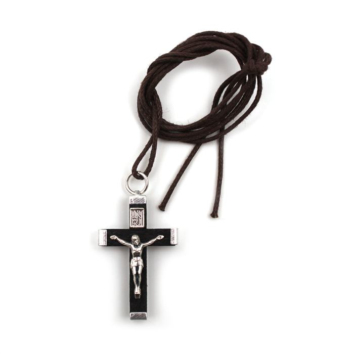 Croix métal et bois noir